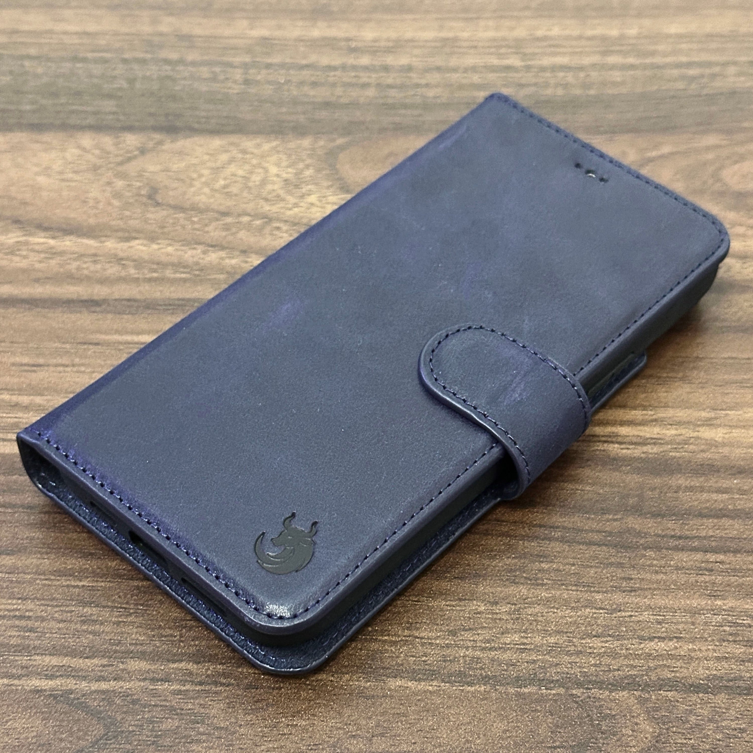 Vegas Premium Leather iPhone 15 Pro Wallet Case with MagSafe | Detachable RFID Blocking Luxury Wallet