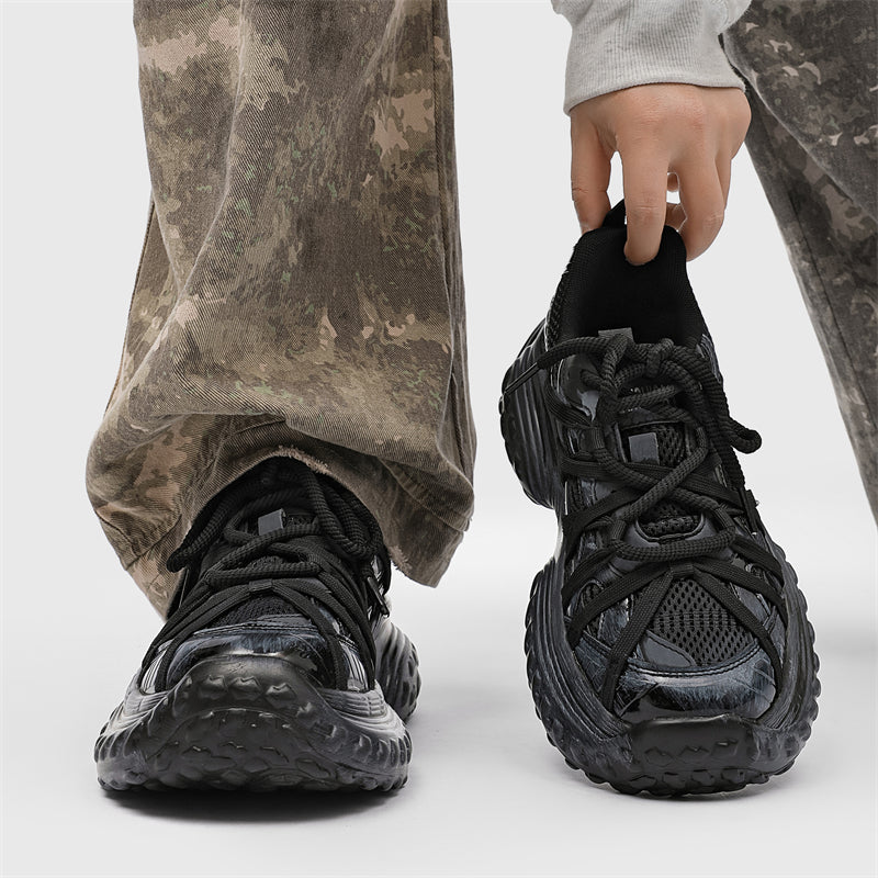 S8888 Black Tire Sneakers