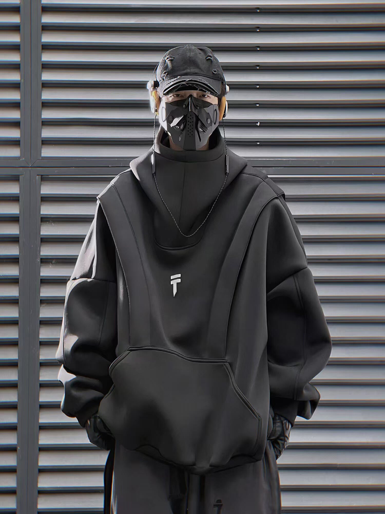 HiH50 Black Nexus Hoodie